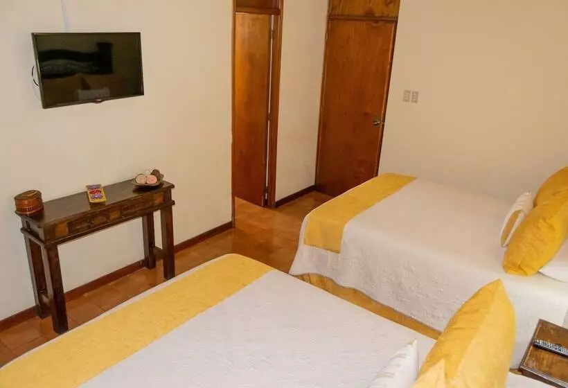 پانسیون Hostal Donde Regina