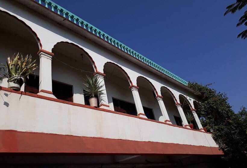 پانسیون Plaza_khajuraho