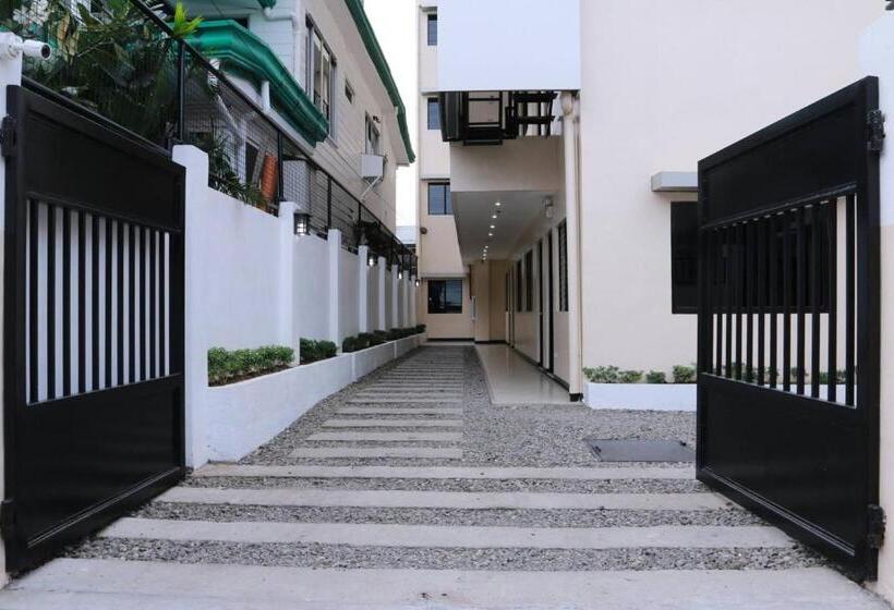 הוסטל Global 88 Apartelle