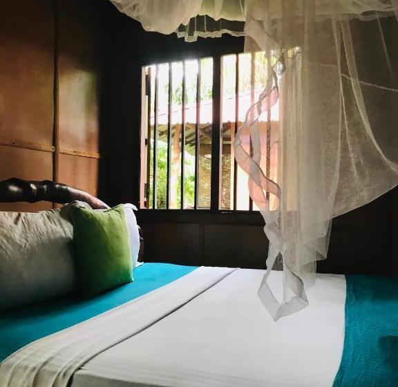 ユースホステル The Green Station