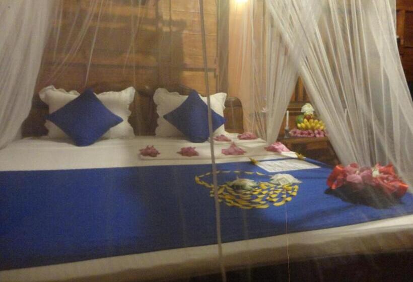 ユースホステル The Green Station