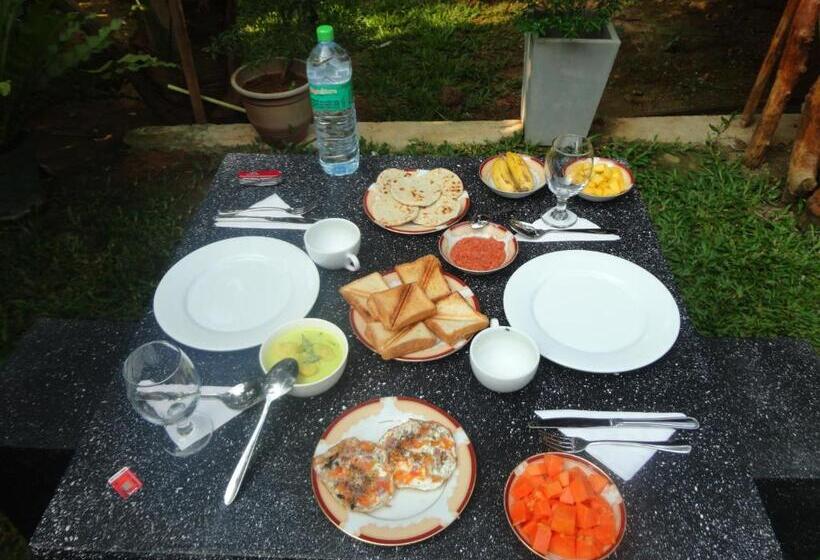 ユースホステル The Green Station