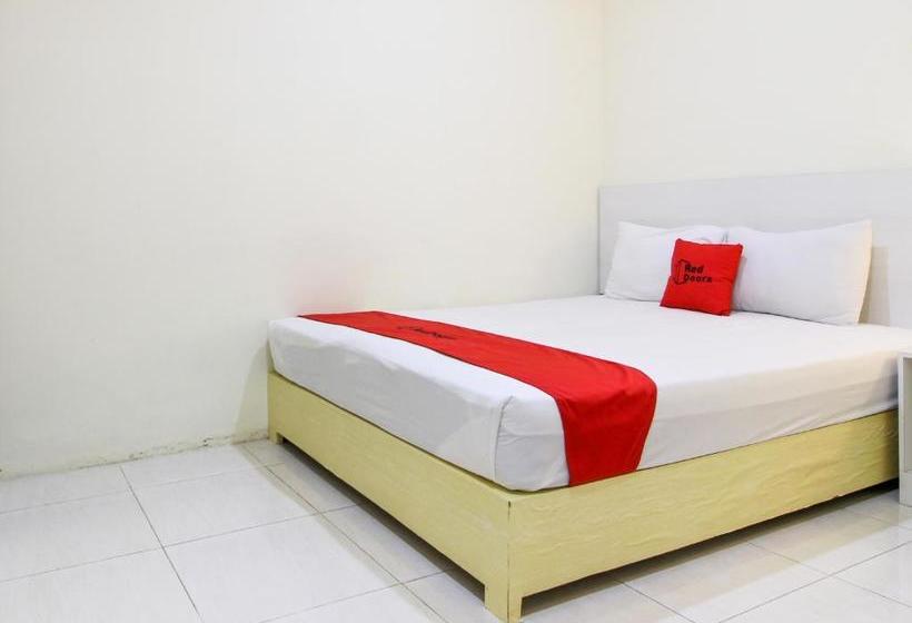 פנסיון Reddoorz @ Jakal Bawah 2