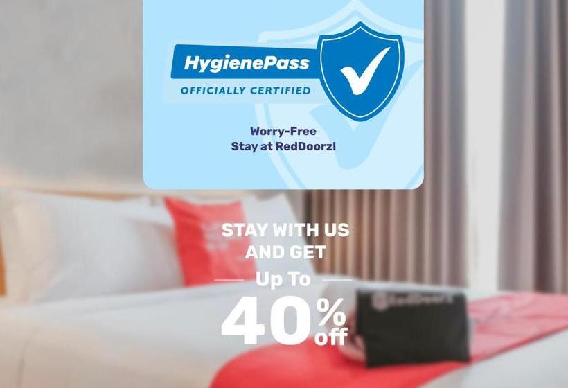 פנסיון Reddoorz @ Jakal Bawah 2