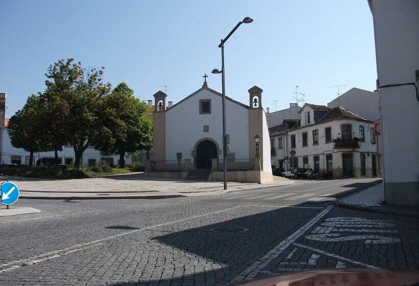 تختخواب و صبحانه Casa Dos Bordados