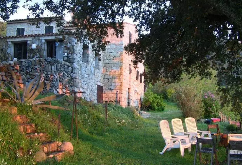 Aamiaismajoitus (B&B) Maison D'hôtes De Charme De Croccano