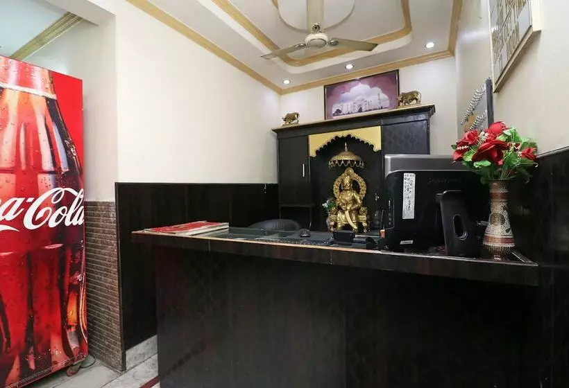ホテル Vaibhav Palace Guest House