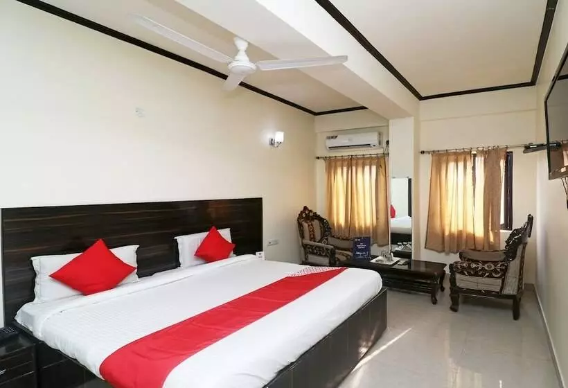 ホテル Vaibhav Palace Guest House