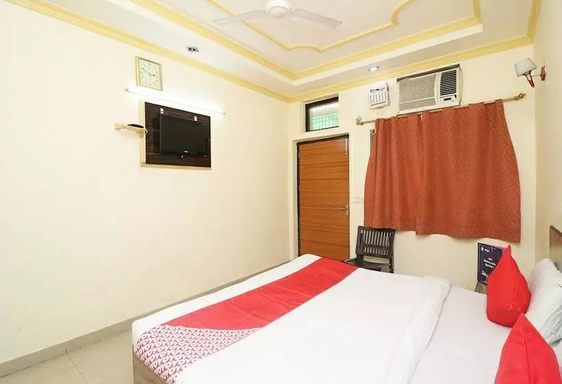 ホテル Vaibhav Palace Guest House