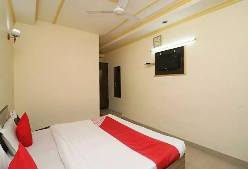 ホテル Vaibhav Palace Guest House