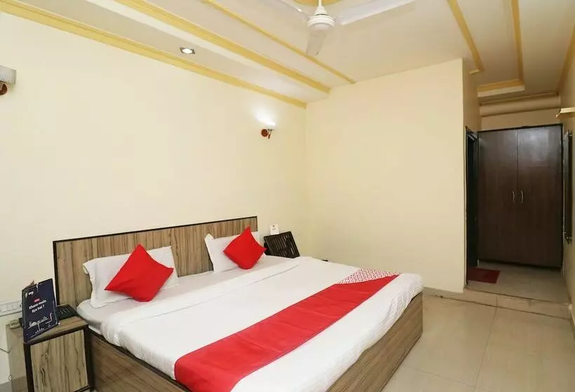 ホテル Vaibhav Palace Guest House
