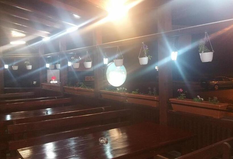 Motel Restaurant Lowe