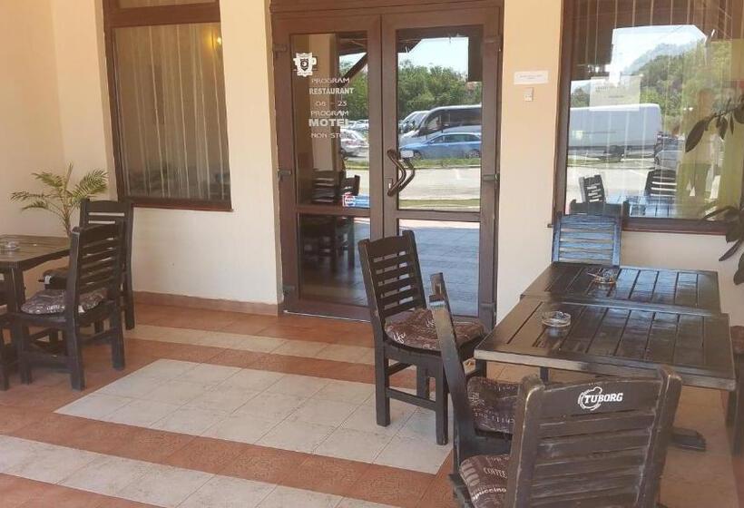 Motel Restaurant Lowe