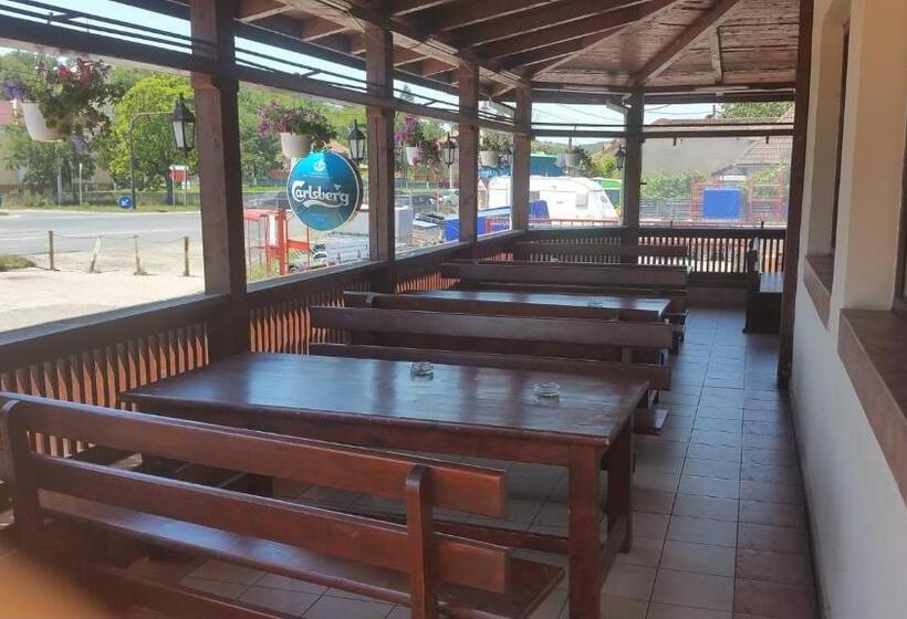 Motel Restaurant Lowe