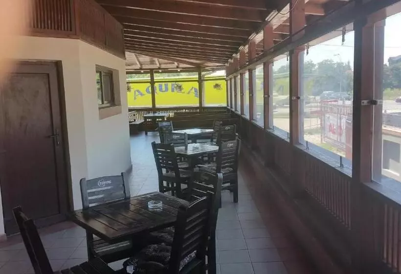 Motel Restaurant Lowe