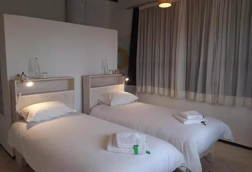 Retkeilymaja La Maison Jaune Dakhla Maison D Hôtes