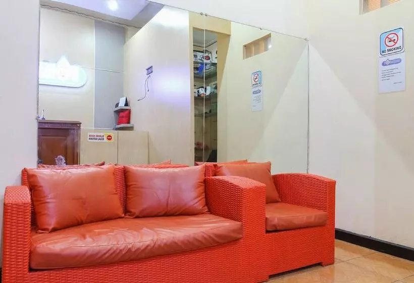 Hotelli Reddoorz @ Pataruman Garut