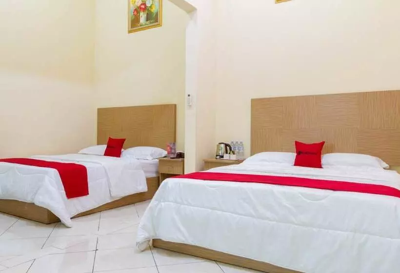 Hotelli Reddoorz @ Pataruman Garut