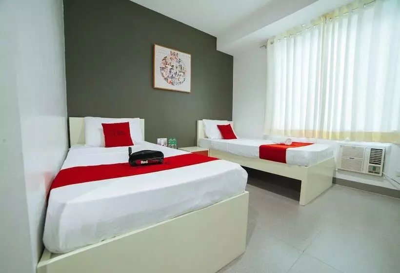 ホテル Reddoorz Plus @ Roxas Street Davao