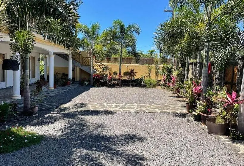 پانسیون Ahavah Guesthouse
