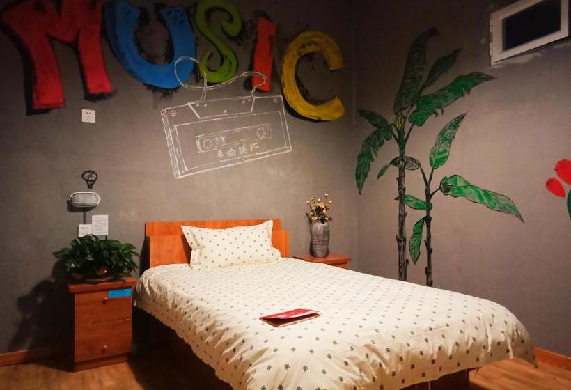 فندق Simon Coffee Hostel