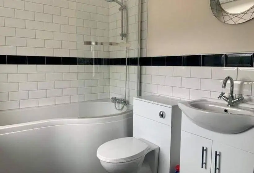 膳宿费 The Glen Mona