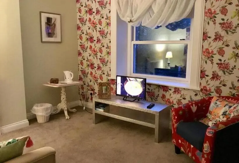 膳宿费 The Glen Mona