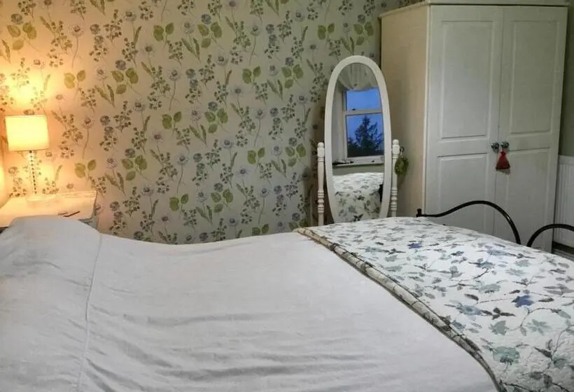 膳宿费 The Glen Mona