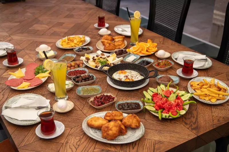 Hôtel Kervansaray Antique - Çeşme