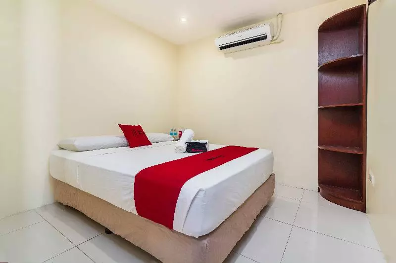 Hotelli Reddoorz @ Highway Mandaue