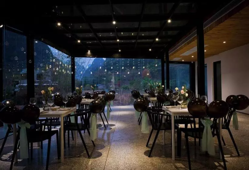 Sixx Hotel Yangshuo