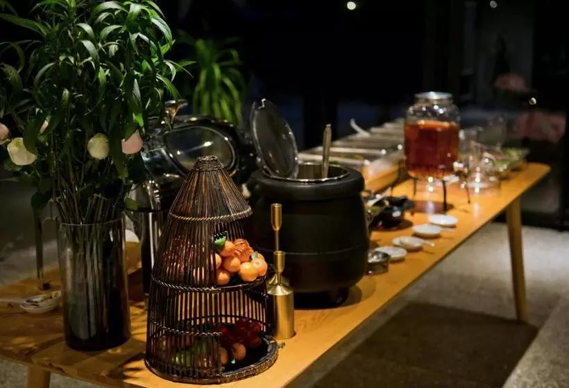 Sixx Hotel Yangshuo