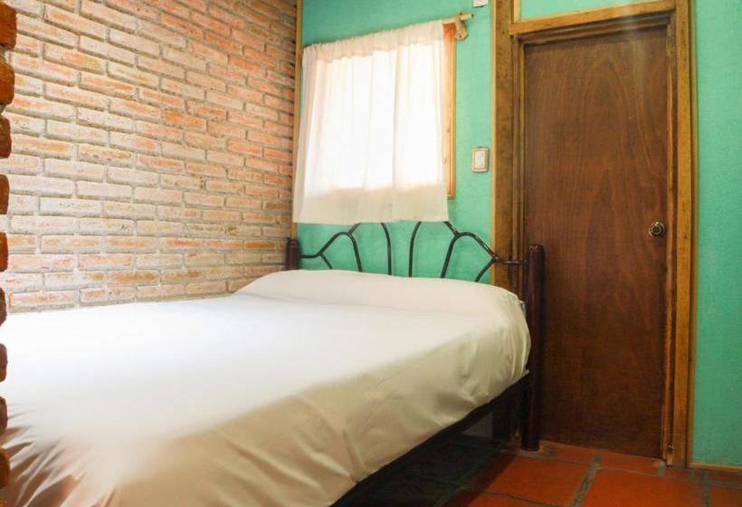 Пансион Cabañas La Roca