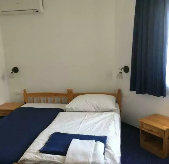 Aamiaismajoitus (B&B) Makk Marci Panzió