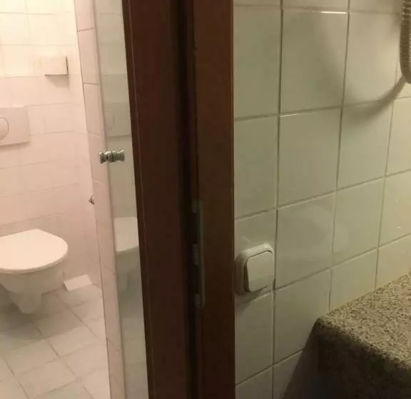 Aamiaismajoitus (B&B) Makk Marci Panzió