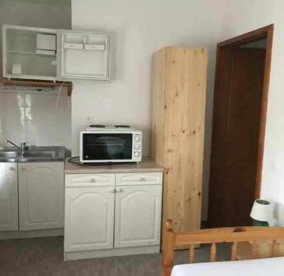 Aamiaismajoitus (B&B) Makk Marci Panzió