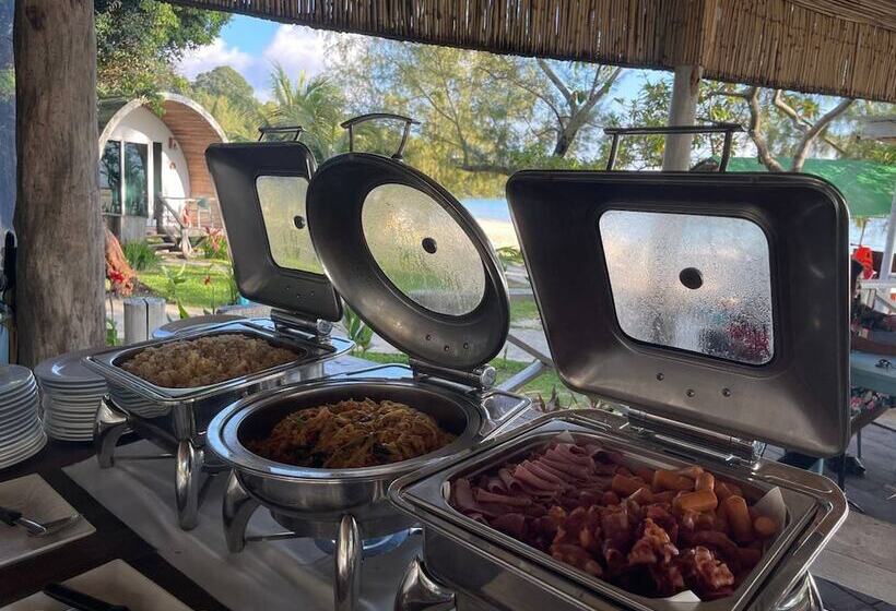 בית מלון כפרי Tube Resort