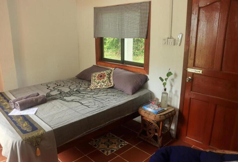 פנסיון Beach House Cambodia