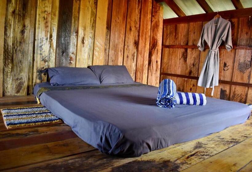 פנסיון Beach House Cambodia