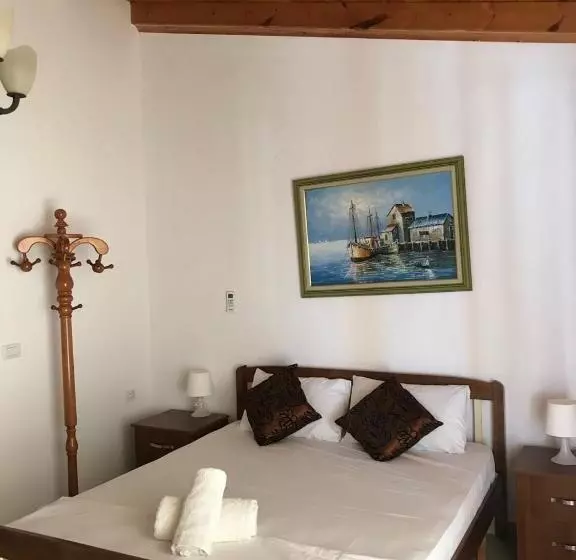 Biraci Residence