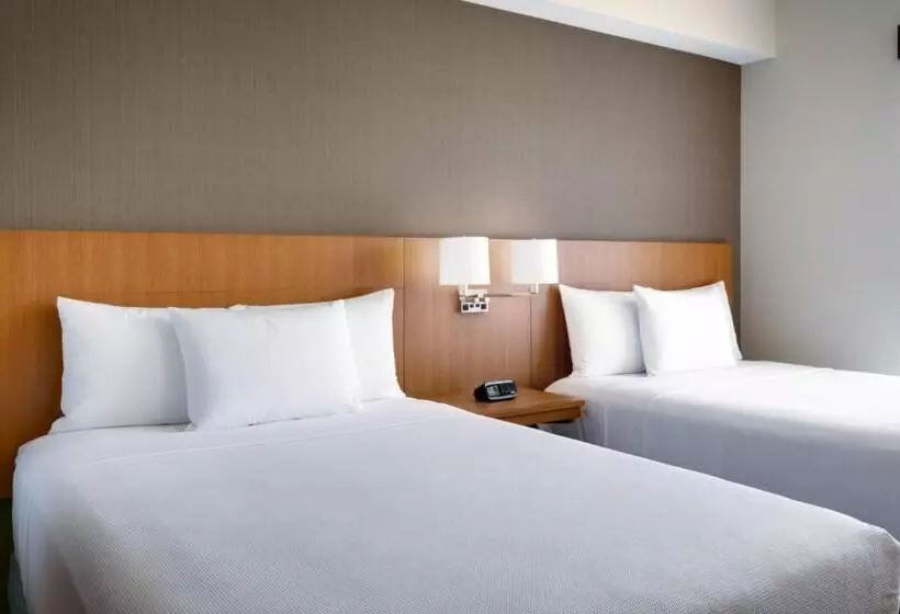 هتل Hyatt Place Anchorage Midtown