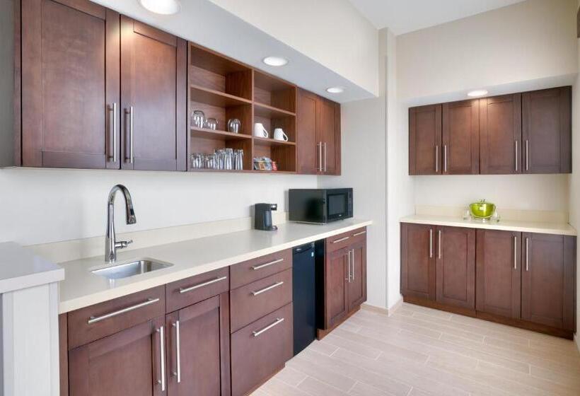 בית מלון כפרי Hyatt Place Anchorage Midtown