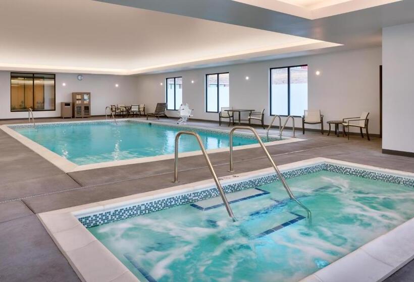 בית מלון כפרי Hyatt Place Anchorage Midtown