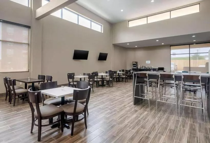 ホテル Mainstay Suites Bricktown   Near Medical Center
