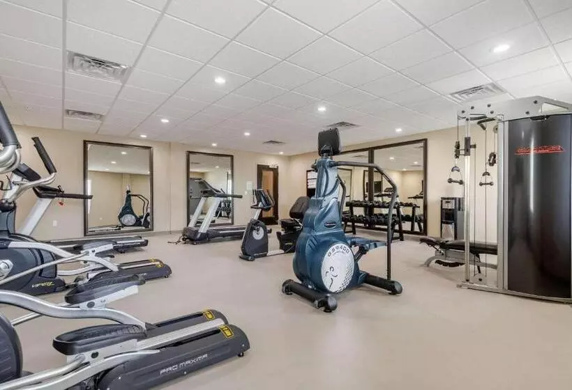 ホテル Mainstay Suites Bricktown   Near Medical Center