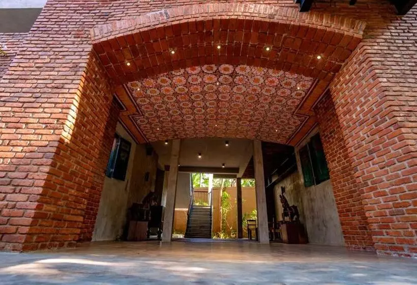 Ayur Ayur Resort & Ayurveda Retreat