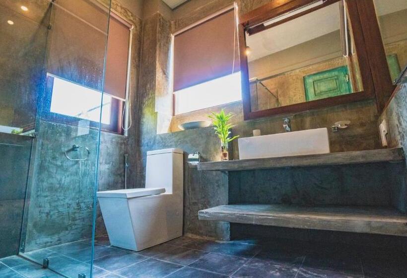 Ayur Ayur Resort & Ayurveda Retreat