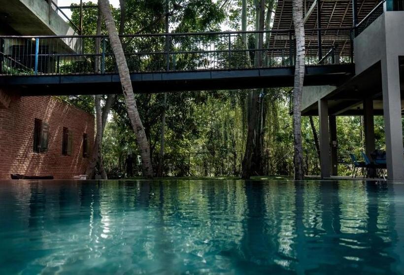 Ayur Ayur Resort & Ayurveda Retreat