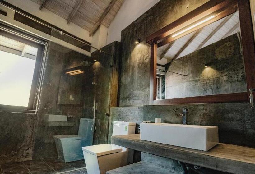 Ayur Ayur Resort & Ayurveda Retreat