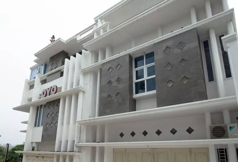 Hotelli Oyo 716 Iciw Iciw Exclusive Homestay